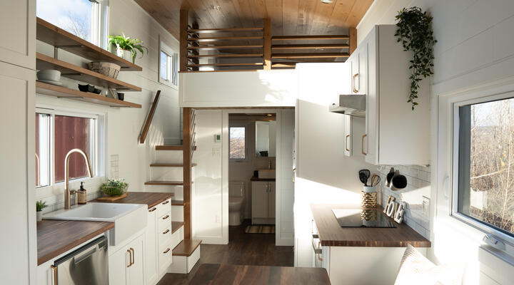 tiny house on wheels kitchen