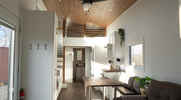 tiny house on wheels kitchen