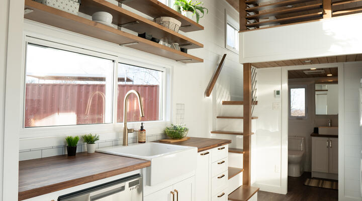 tiny house on wheels kitchen