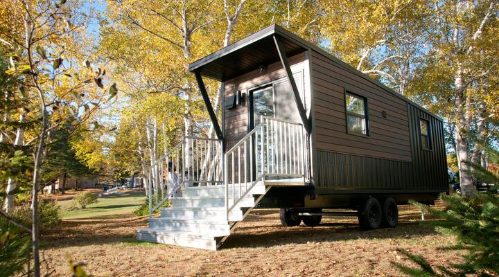 tiny house on wheels exterior
