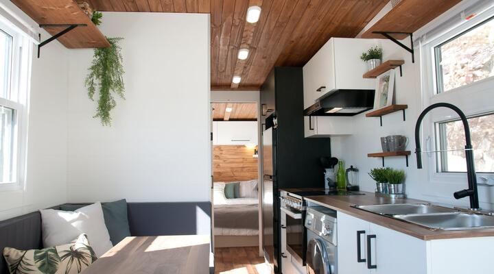 tiny house on wheels kitchen