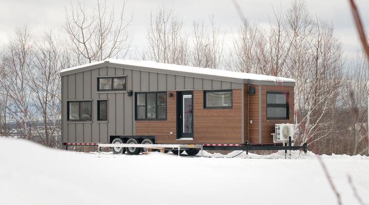 tiny house on wheels exterior