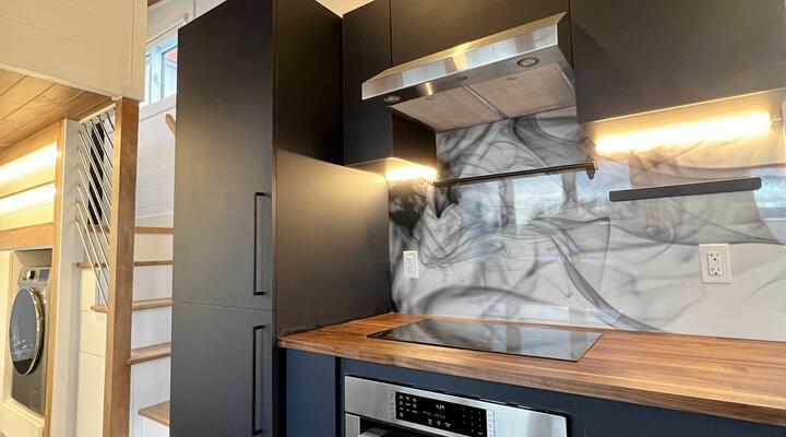 tiny house on wheels kitchen