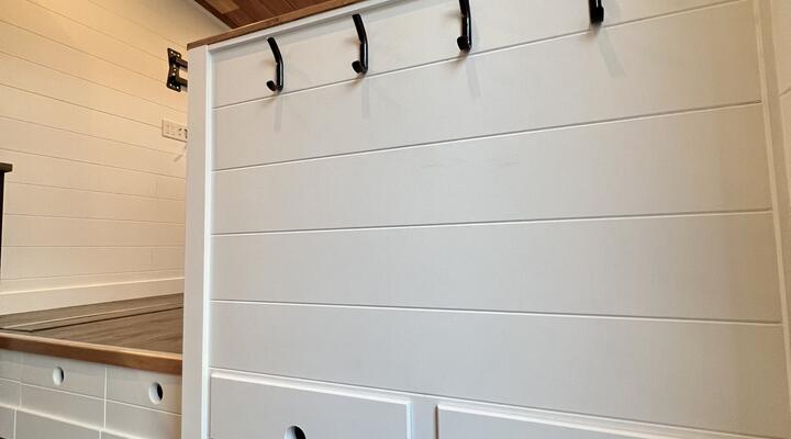 tiny house on wheels storage